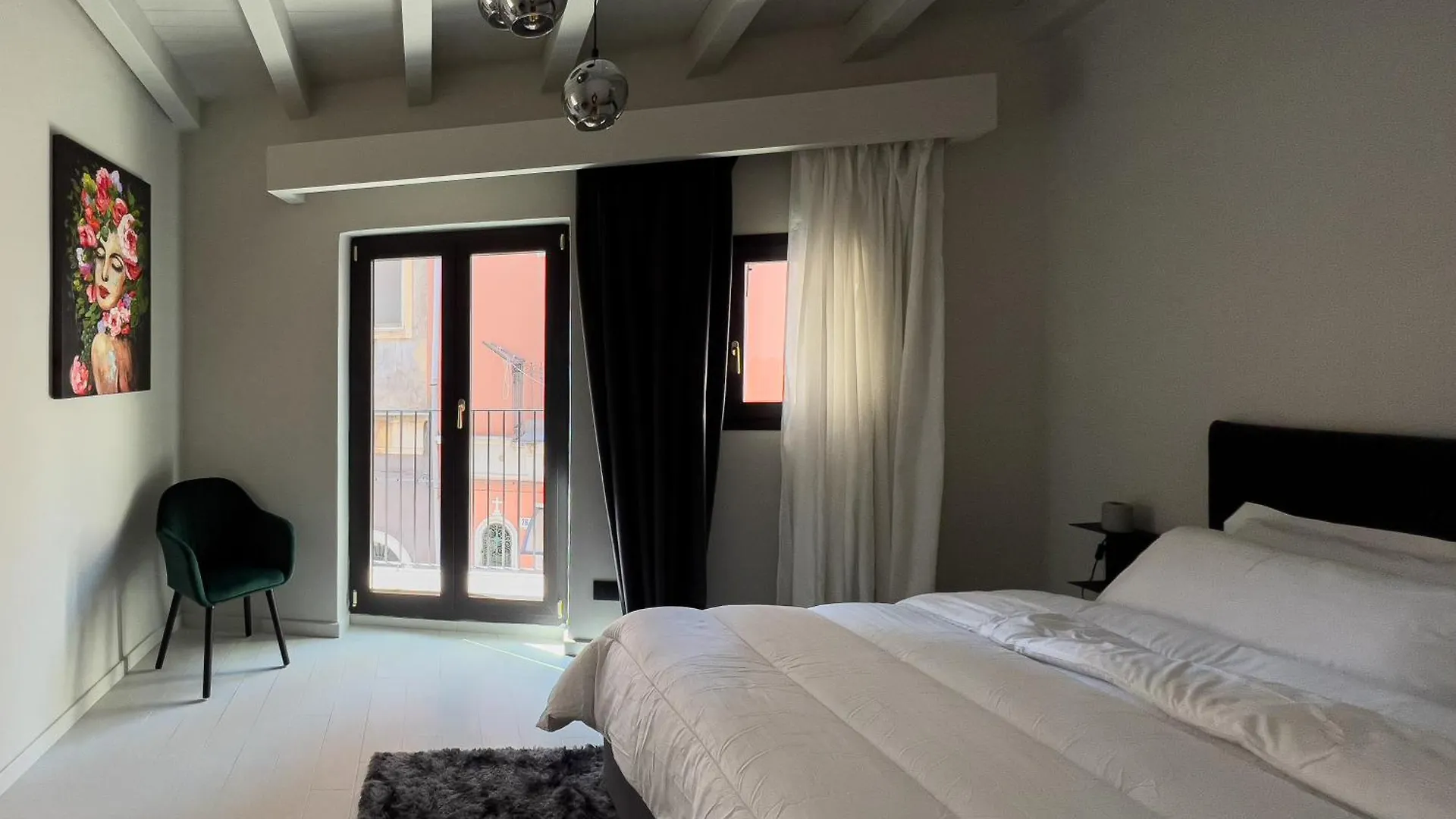 Lägenhet Vicolo San Gaetano -Luxury Rooms- CTA