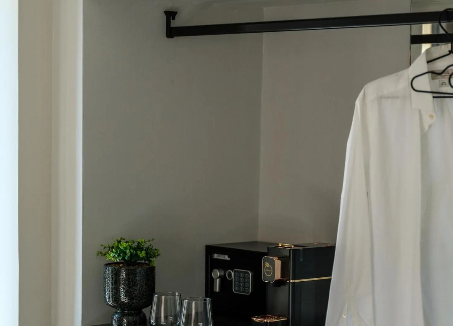 Vicolo San Gaetano -Luxury Rooms- CTA 0*,  Italien