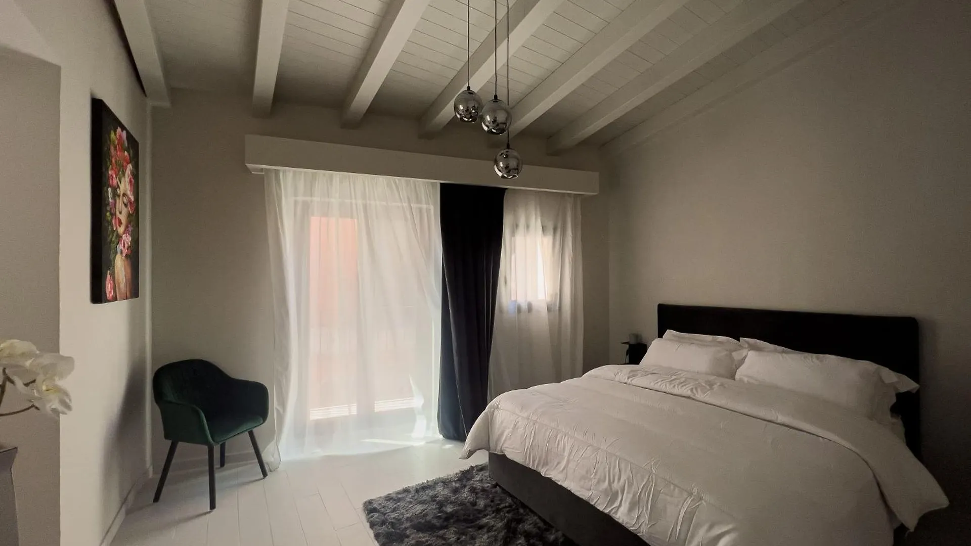 Vicolo San Gaetano -Luxury Rooms- CTA 0*,  Italien