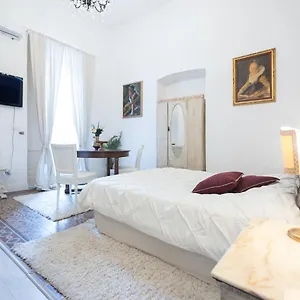 https://morosoli-spa.taorminaitalyhotels.com